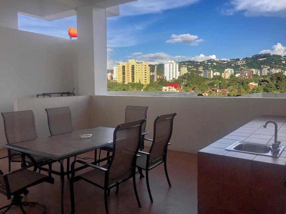 Suites Jardin Imperial Гватемала Экстерьер фото